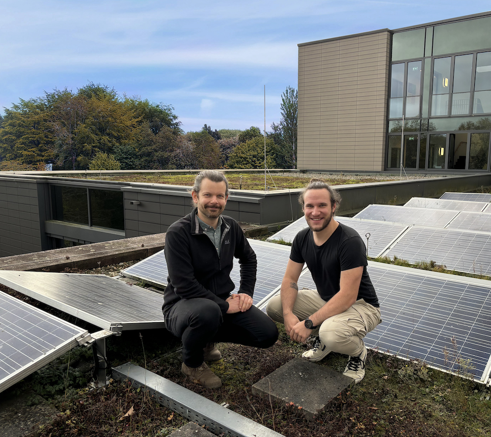 Foto Kreishaus Foto Kreishaus mit Solaranlage
